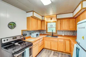 Deck, Hot Tub & Lake View: Brownwood Home! - Innenbereich