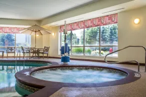 Sleep Inn Amherst - Buffalo North near University - Piscine