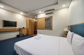 Sunshine Airport Hotel - Room