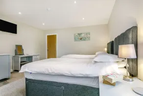 Meadow Barn - Room