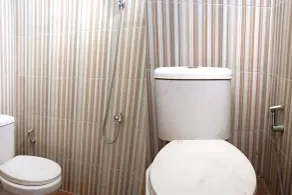 Hotel O Kost Putih Syariah - Bathroom