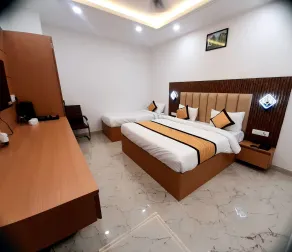 THE SHEHNAI RESORT - Room