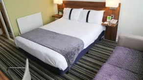 Holiday Inn Runcorn M56 Junction 12 by IHG - Room