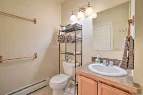 Downtown Loft Apartment, Steps to Riverfront! - Bad