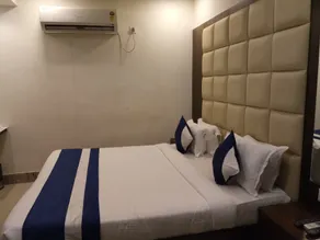 Hotel Presidency Inn - Room