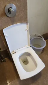 Hotel Adi Nagpur - Bathroom