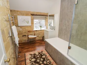The Bindery - Bathroom