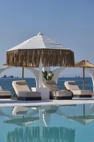 Pounda Resort Paros, a member of Radisson Individuals - Basseng