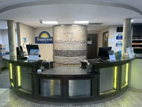 Days Inn by Wyndham Fayetteville - Rezeption