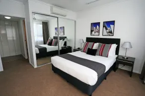 Q Resorts Paddington - Rum