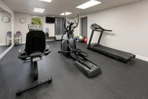 Days Inn by Wyndham Cambridge - Salle de remise en forme