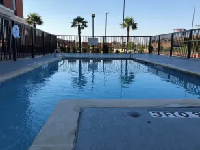 Holiday Inn Express Hillsboro I-35 by IHG - Pool
