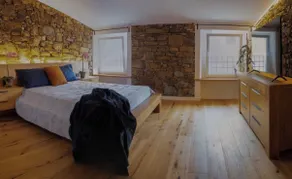 Stevoski Rooms - Modern Comfort in a Historic Stone House - Zimmer