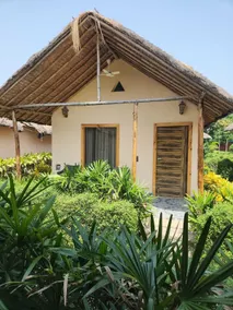 Corbett Cottage Resort - Room