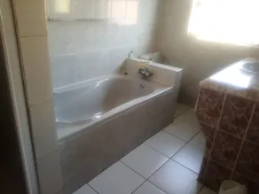 THE HAVEN GUEST HOUSE NKOYOYO - Bathroom