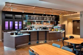 Courtyard by Marriott Schenectady at Mohawk Harbor - Restaurant