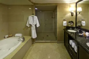 The Atlantic Hotel & Spa - Bathroom