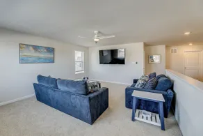 Shuttle to the Beach! Spacious Home in Millville - Innvendig