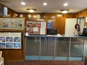 Royal Pacific Motor Inn - Hall