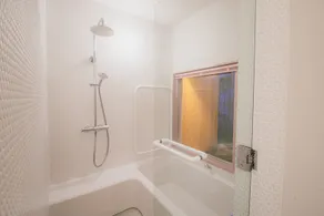 AMAZA - Badezimmer
