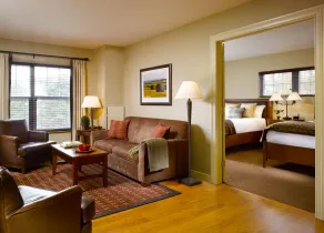Green Mountain Suites Hotel - Chambre