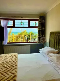 Carlton Hotel - Rum