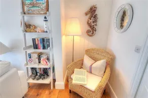 Seahorse - Interior