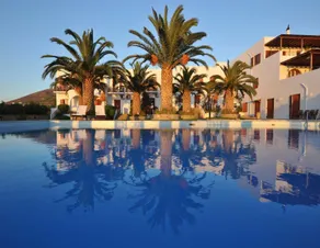 Eri Hotel - Piscine