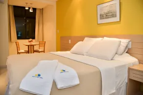 Hit Hotel - Room