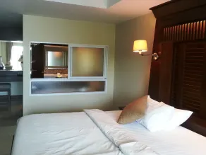 August Suites - Chambre