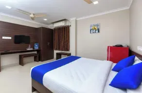FabHotel Pearl Guest House - Zimmer