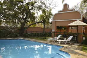 The Elegant Lodge Menlo Park - Pool