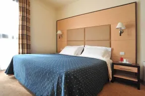 Inn Hotel - Zimmer