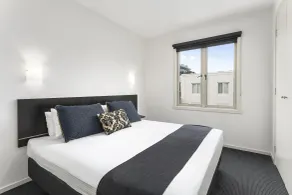 Quest Prahran - Room