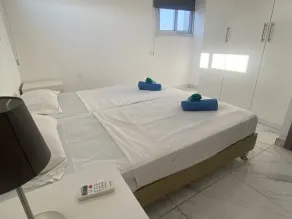 Nissi Avenue Suites - Chambre