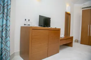 The ONE - Room
