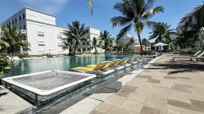 Anna Beach Phu Quoc - Piscina