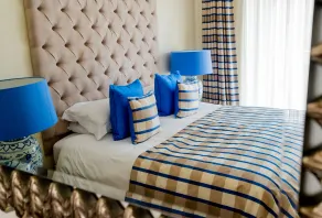 9 Hertford Street - 4 Stars VisitEngland - Room
