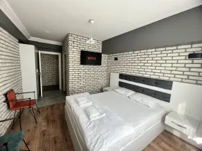 Karaca Suite - Rom