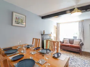 Bluebird Cottage - Interior