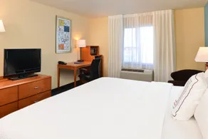 Fairfield Inn & Suites Bloomington - Chambre
