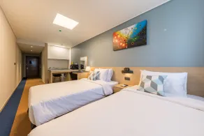 Days Hotel & Suites by Wyndham Incheon Airport - Room