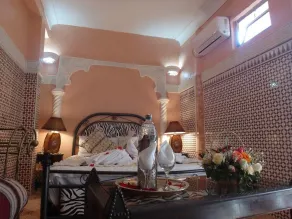 Riad Chennaoui - Værelse