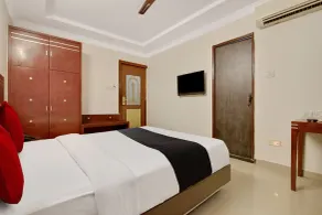 Capital O Elegant Amethyst Business Hotel Near Ragigudda Sri Prasanna Anjaneyaswamy Temple - Rom