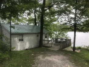 Camping Chalets Lac St-Augustin - Façade de l’hébergement
