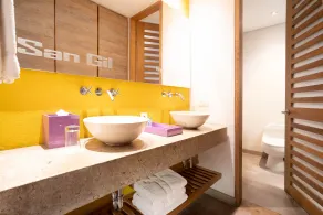 Hotel Bari Bucaramanga By OxoHotel - Bathroom