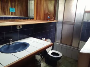 Spanish by the River - Turrialba - Baño