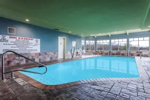 Holiday Inn Express & Suites Bremen GA by IHG - Piscina