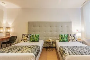 Hotel Factory Inn - Habitación