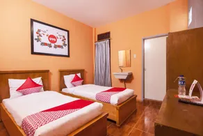 RedDoorz at Serdika Pavilion Berastagi - Chambre